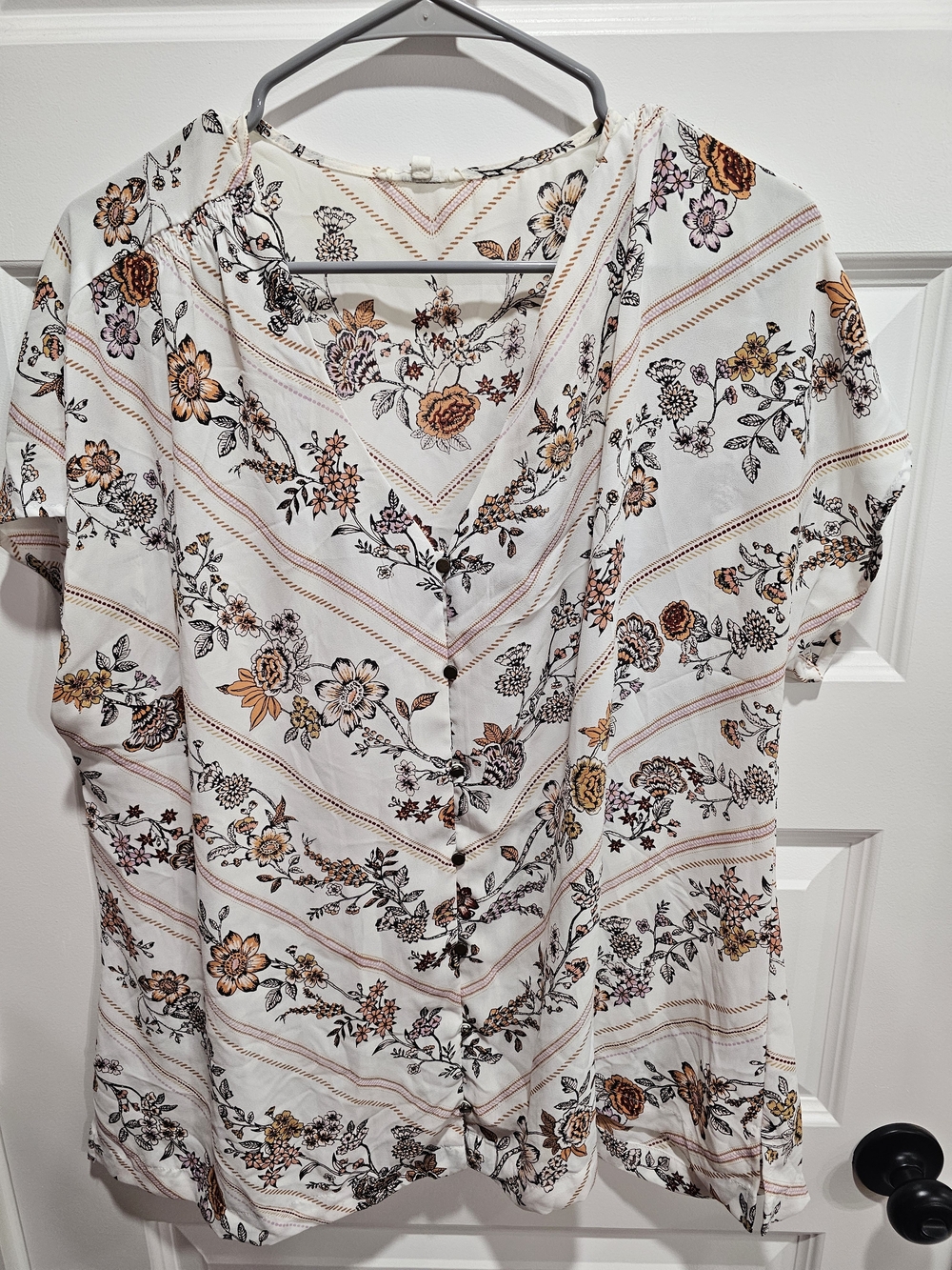 Maurices White V-Neck Floral Blouse with Tan and Rust Accents